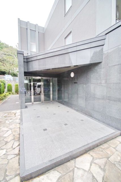 エントランス　★お問い合わせはタウンハウジングまで★