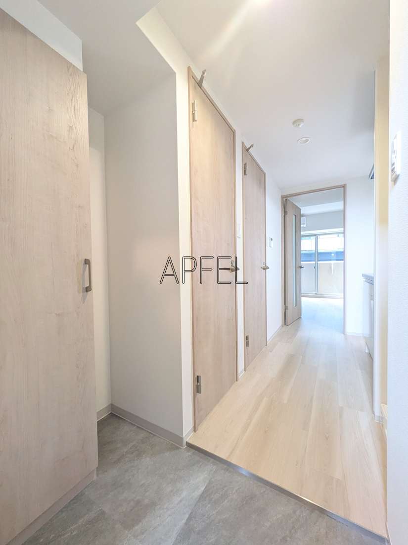 ArtizA瓦屋町IIの玄関写真