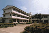 中学校　見前中学校（中学校）まで1105m