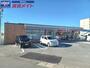 コンビニ　セブンイレブン津市上浜町3丁目店（コンビニ）まで252m