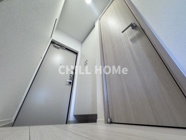 玄関　当社、チルホームのHPもご覧ください(^^)/物件情報多数♪