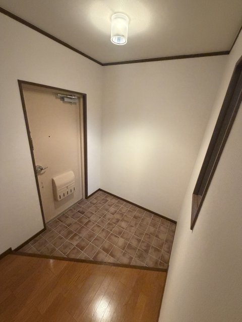 阪急甲陽線 苦楽園口駅 徒歩3分 4階建 築43年の内装写真