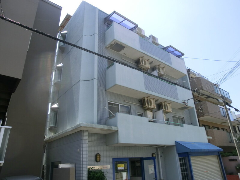 建物外観　凛とした外観です。