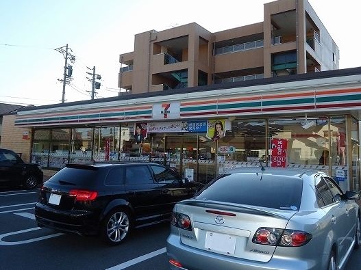 コンビニ　セブン-イレブン 西尾楠村町店（コンビニ）まで600m