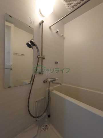バス・シャワールーム　別部屋参考写真となります。