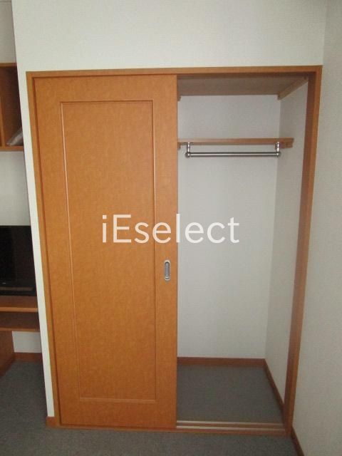 収納　収納スペースにたっぷり収納できます。
