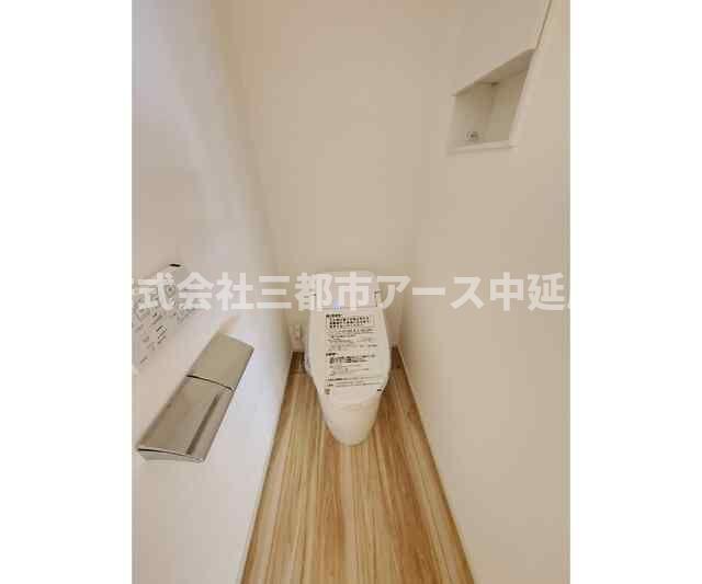大田区田園調布1丁目戸建のトイレ写真