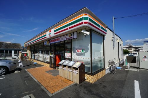 コンビニ　セブン-イレブン 市原バイパス店（コンビニ）まで641m