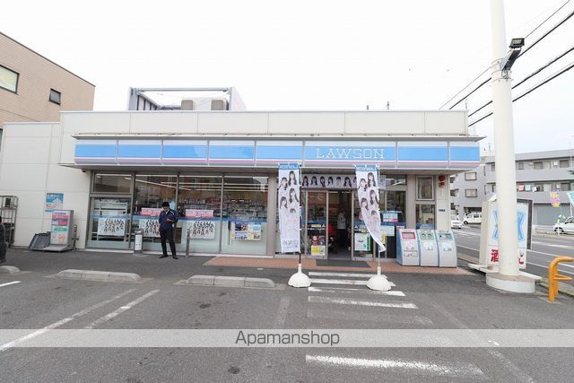 コンビニ　ローソン（コンビニ）まで549m