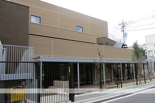幼稚園・保育園　茶々とどろき保育園（幼稚園・保育園）まで356m