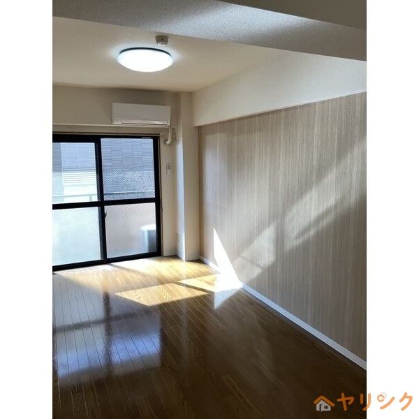 アイルシティSEKOの居間写真