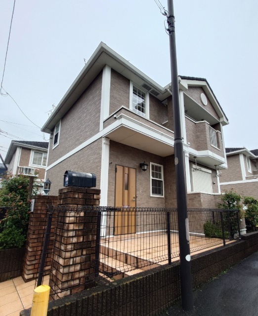 建物外観　閑静な住宅街に立地