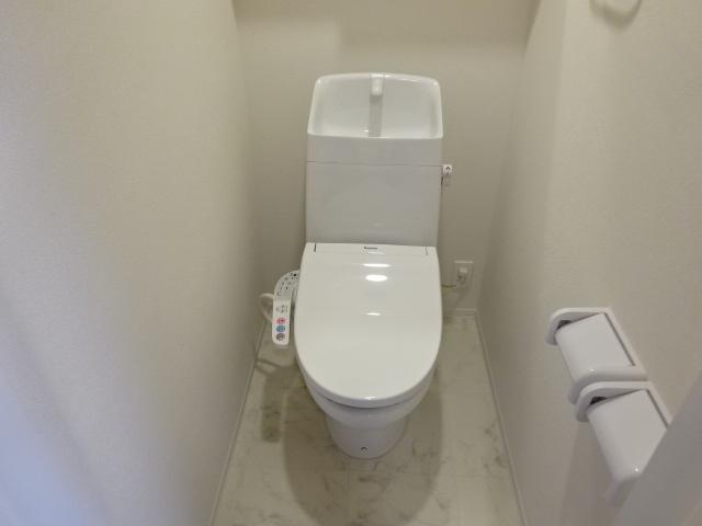トイレ　シャワー付トイレ