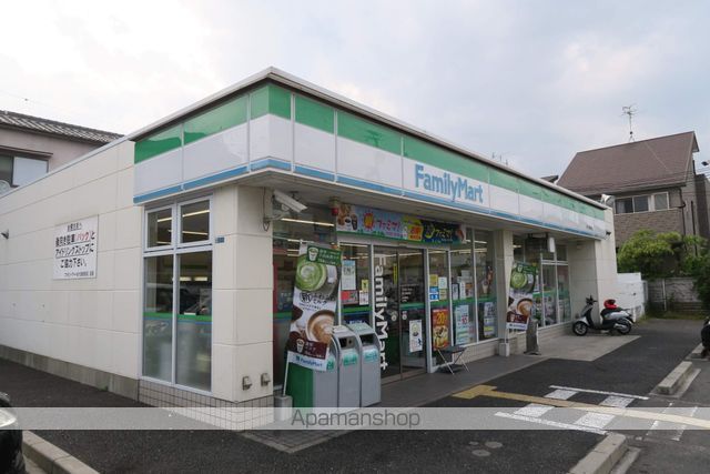 コンビニ　ファミリーマート（コンビニ）まで1187m
