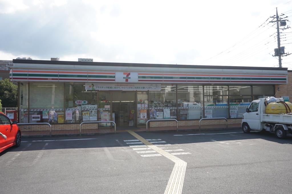 コンビニ　セブンイレブン 川口柳崎4丁目店（コンビニ）まで575m
