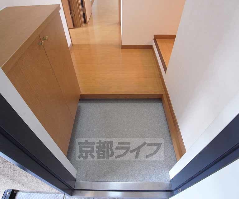 玄関　無駄のない玄関です。