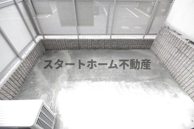 バルコニー　バルコニーがあります