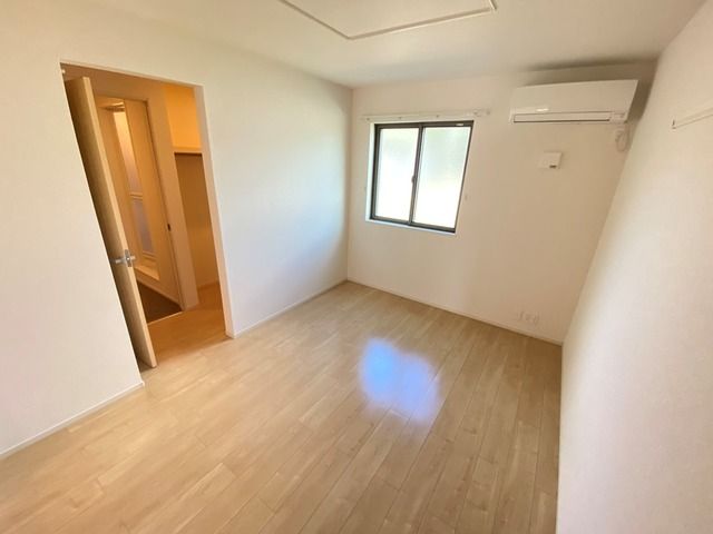 その他部屋・スペース　エアコン2基付いてます