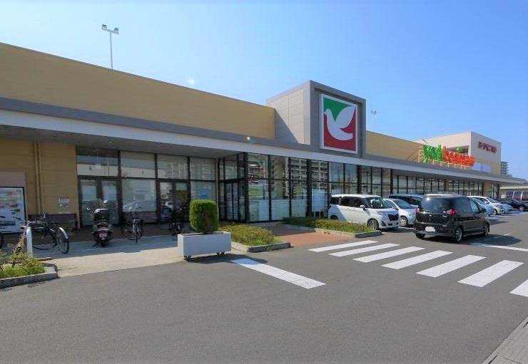 スーパー　ヨークベニマル太子堂店（スーパー）まで629m