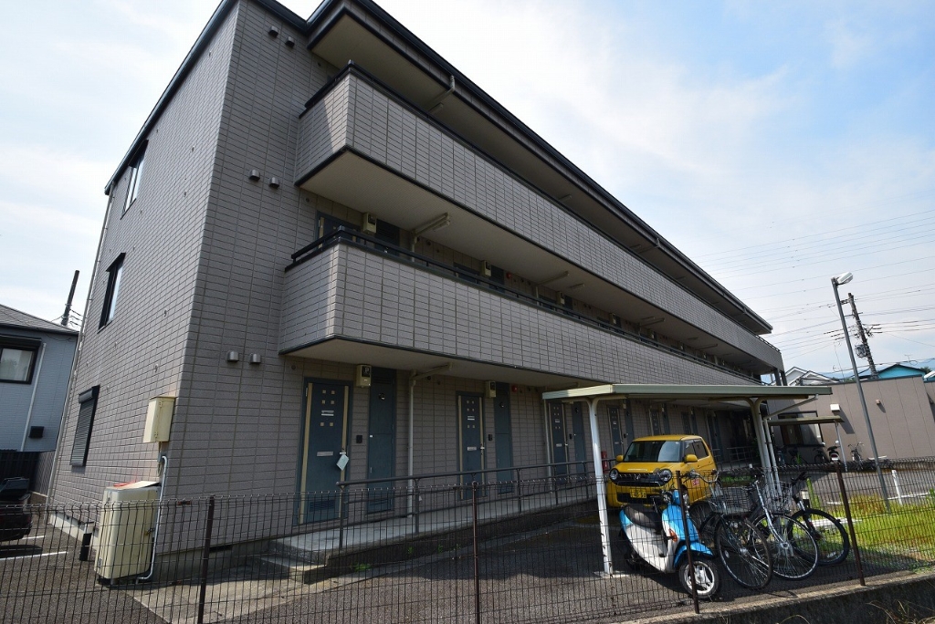 伊豆箱根大雄山線 和田河原駅 徒歩8分 築26年