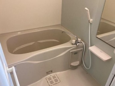 F・Pクレストクワットロの風呂写真
