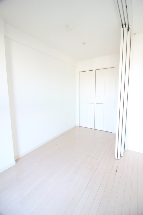 MYRIA RESIDENCE Senzokuの居間写真
