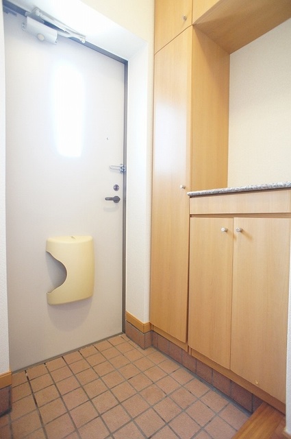 ＪＲ常磐線 泉駅 徒歩13分 2階建 築21年の玄関写真
