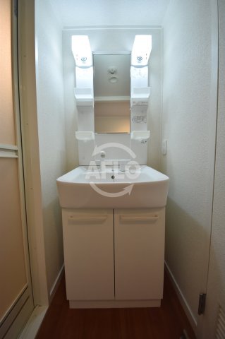 洗面設備　西青山ハイツ　独立洗面化粧台