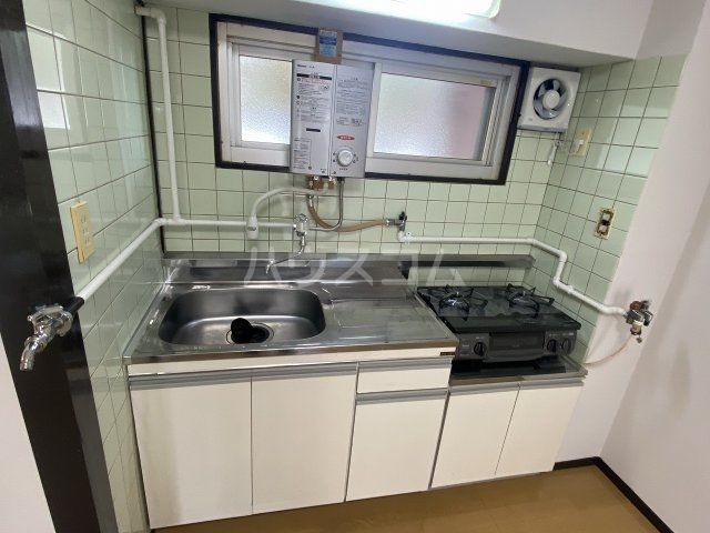 山口ハウスビルのキッチン写真