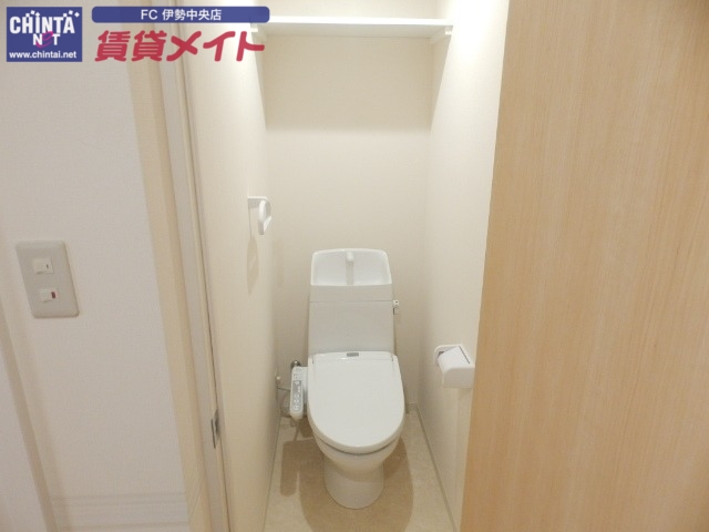 トイレ　同物件別室画像