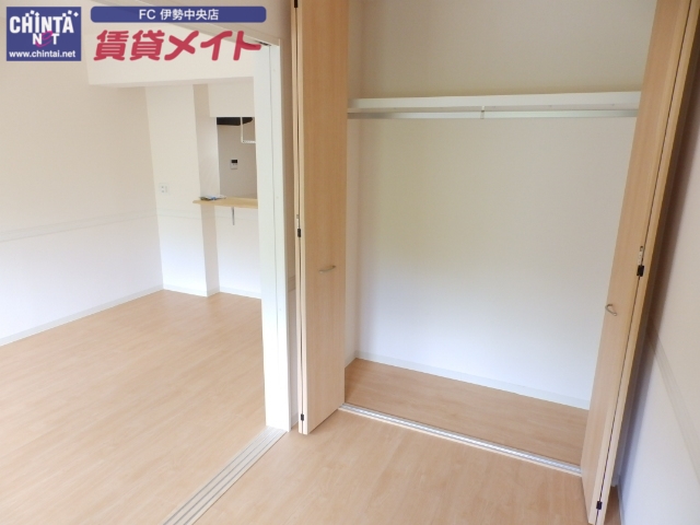 収納　同物件別室画像
