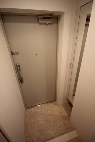 グランドール文京の玄関写真