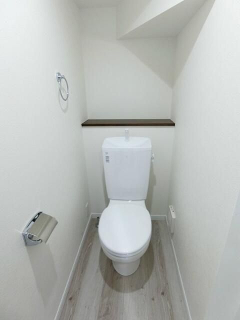 ＪＲ京浜東北線 大森駅 徒歩4分 2階建 築9年のトイレ写真