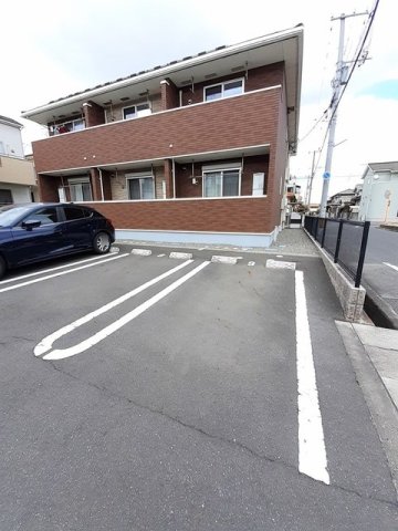 駐車場　車をお持ちの方に嬉しい駐車場付きの物件です