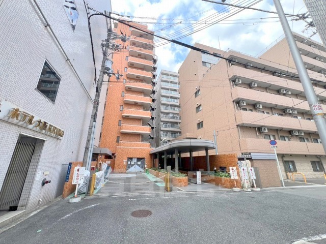 ライオンズマンション日本橋の外観写真