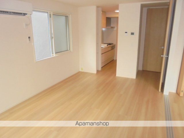 ＪＲ阪和線 鶴ケ丘駅 徒歩9分 3階建 築9年の居間写真
