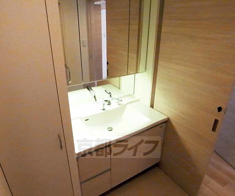 エリタージュ新町の内装写真