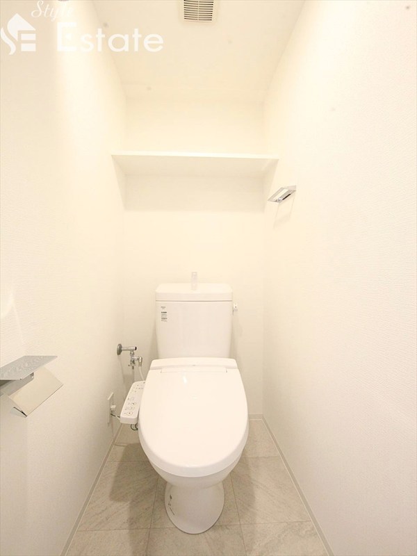 名鉄名古屋本線 山王駅 徒歩11分 13階建 築1年のトイレ写真