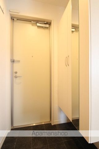 ＪＲ香椎線 須恵駅 徒歩27分 3階建 築10年の玄関写真