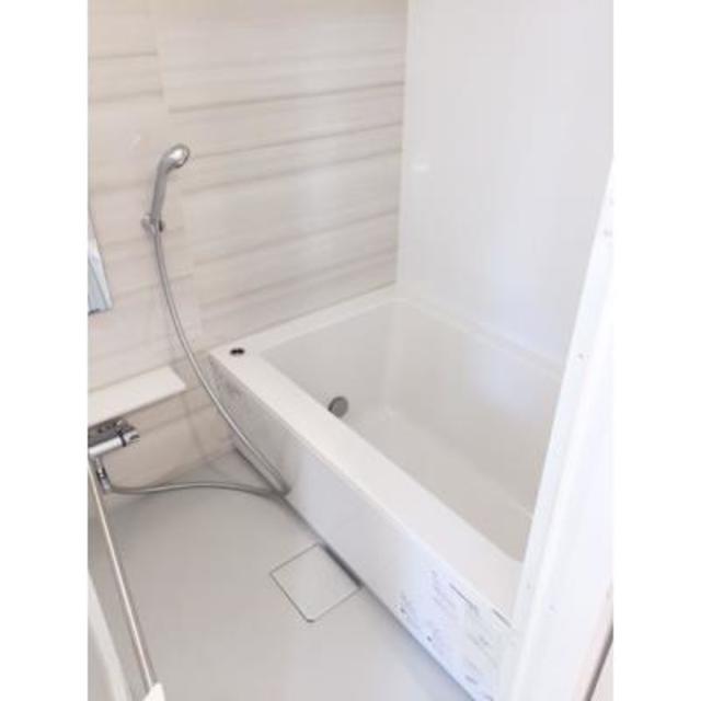 バス・シャワールーム　※写真は同タイプ住戸です。