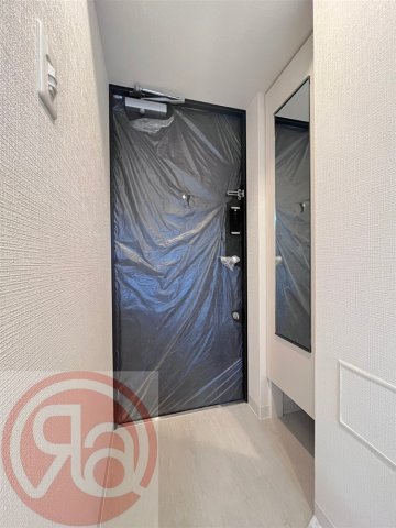 エスリード大阪リエートの玄関写真