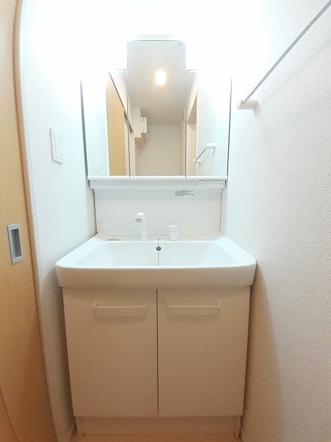 ＪＲ福塩線 万能倉駅 徒歩28分 2階建 築8年の内装写真