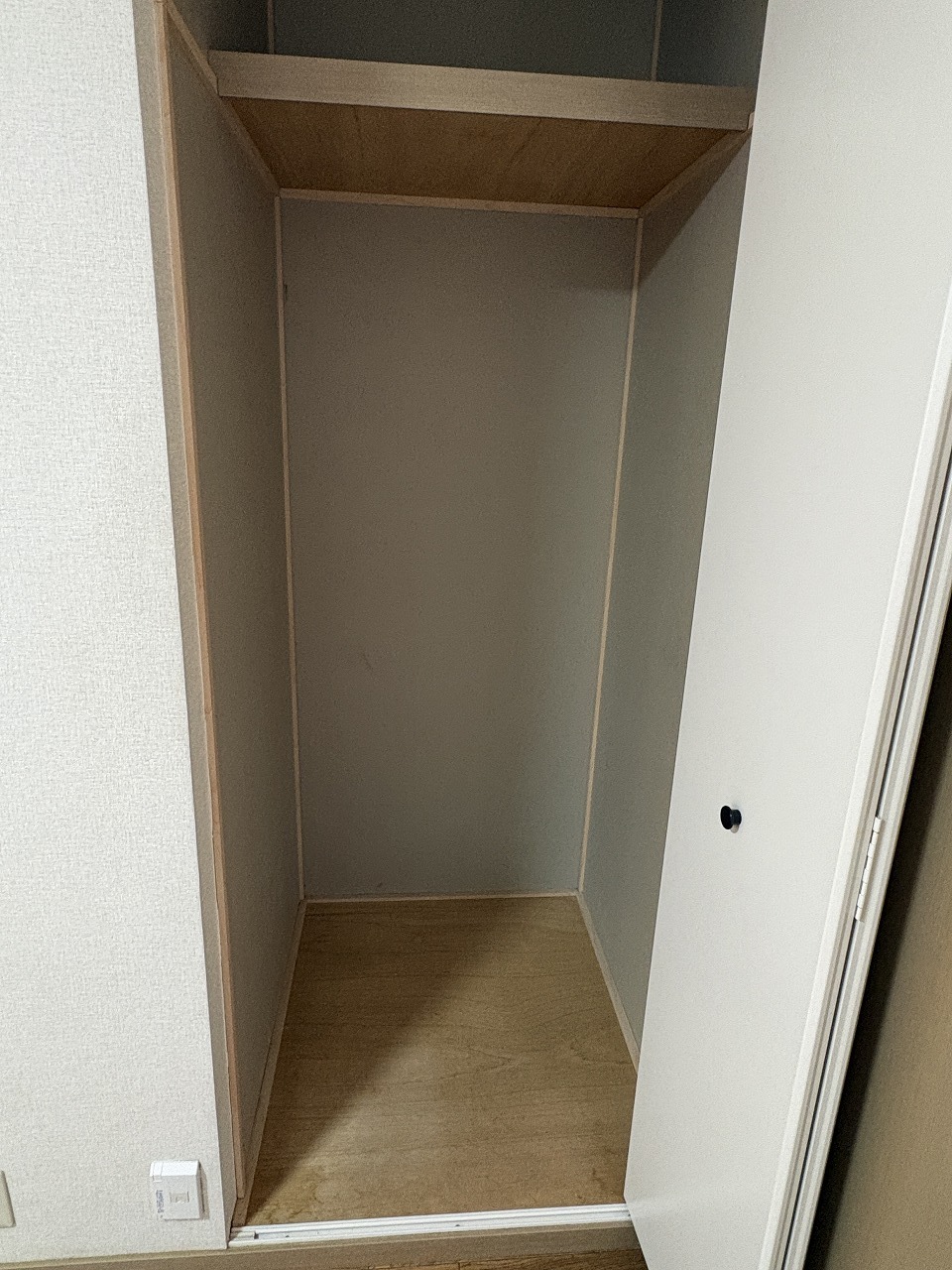 エスクィーナ若宮Aの内装写真