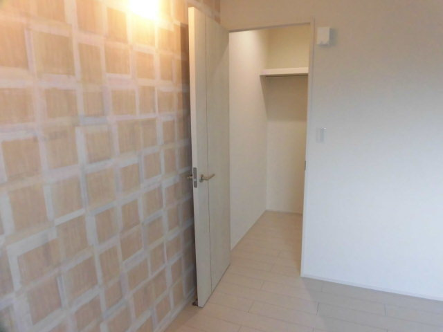 収納　ウォークインクローゼットのあるお部屋で．．．