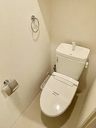 トイレ　★温水洗浄便座★