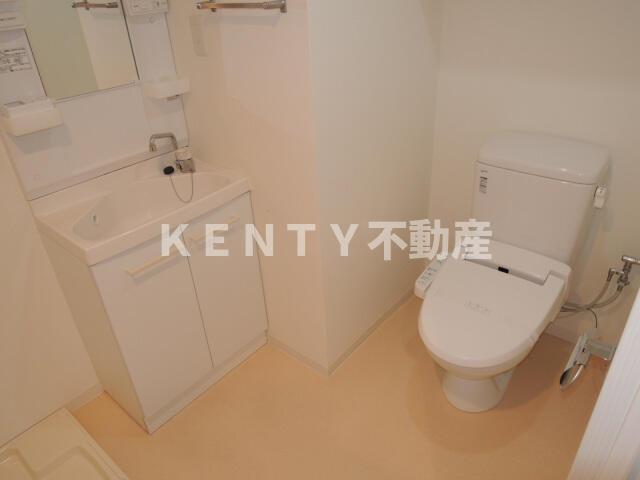 トイレ　コンパクトで使いやすいトイレです