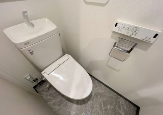 トイレ　※同施工会社のイメージ写真※