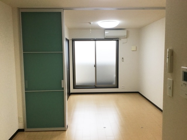 フジパレス堺鳳中II番館の居間写真