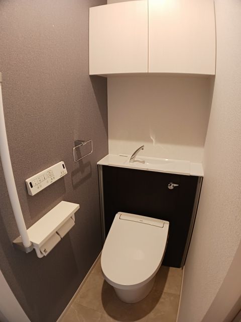 ヒカルサ豊橋柳生川IIのトイレ写真