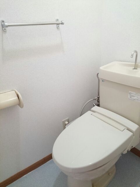 クレストール花の木Aのトイレ写真